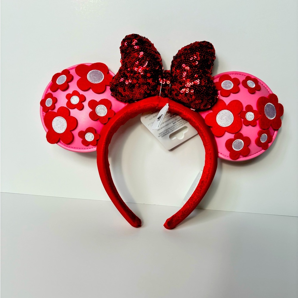 Disney Minnie pink and red flower ears